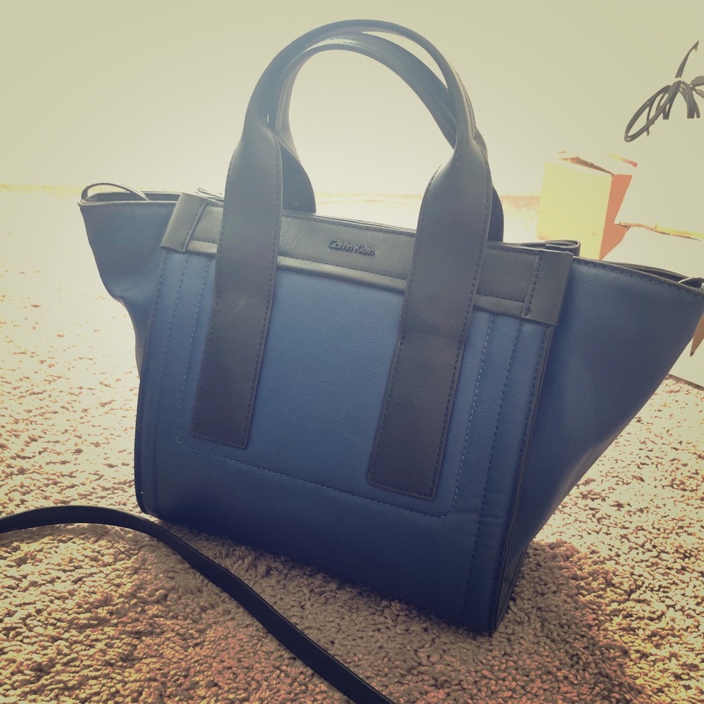 Calvin Klein Crossbody